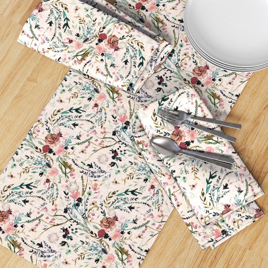 HOME_GOOD_TABLE_RUNNER