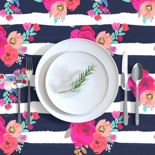 HOME_GOOD_RECTANGULAR_TABLE_CLOTH