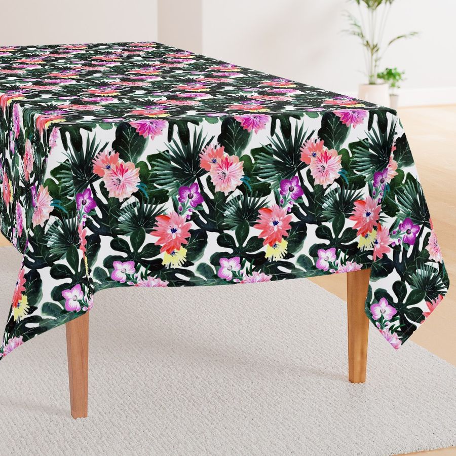 HOME_GOOD_RECTANGULAR_TABLE_CLOTH