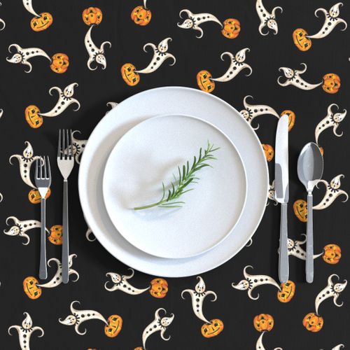 HOME_GOOD_RECTANGULAR_TABLE_CLOTH