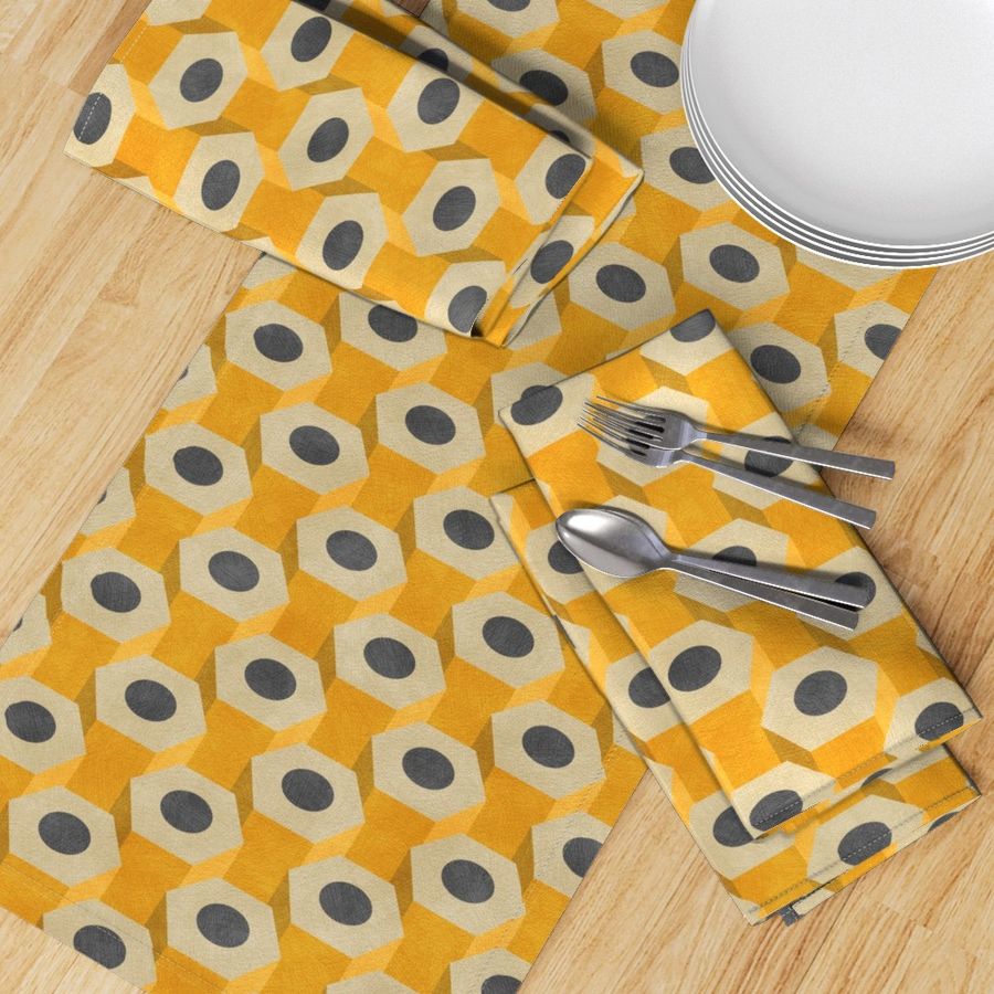 HOME_GOOD_TABLE_RUNNER