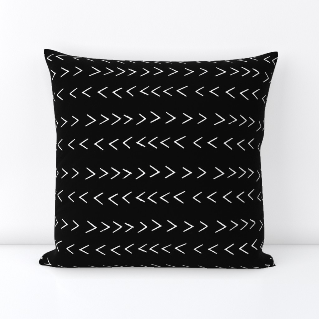 mudcloth inspired zig zag - black and white fabric