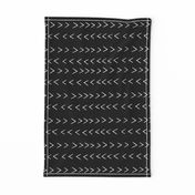 mudcloth inspired zig zag - black and white fabric