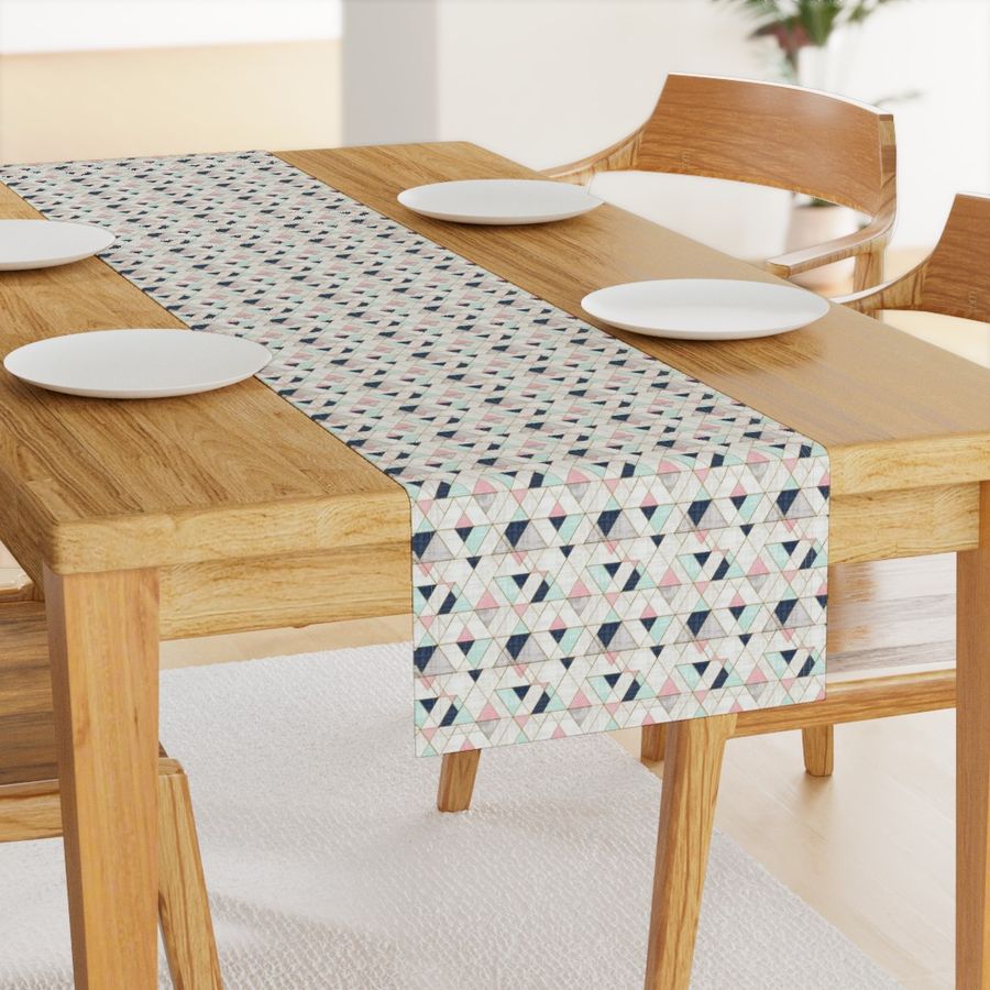 HOME_GOOD_TABLE_RUNNER