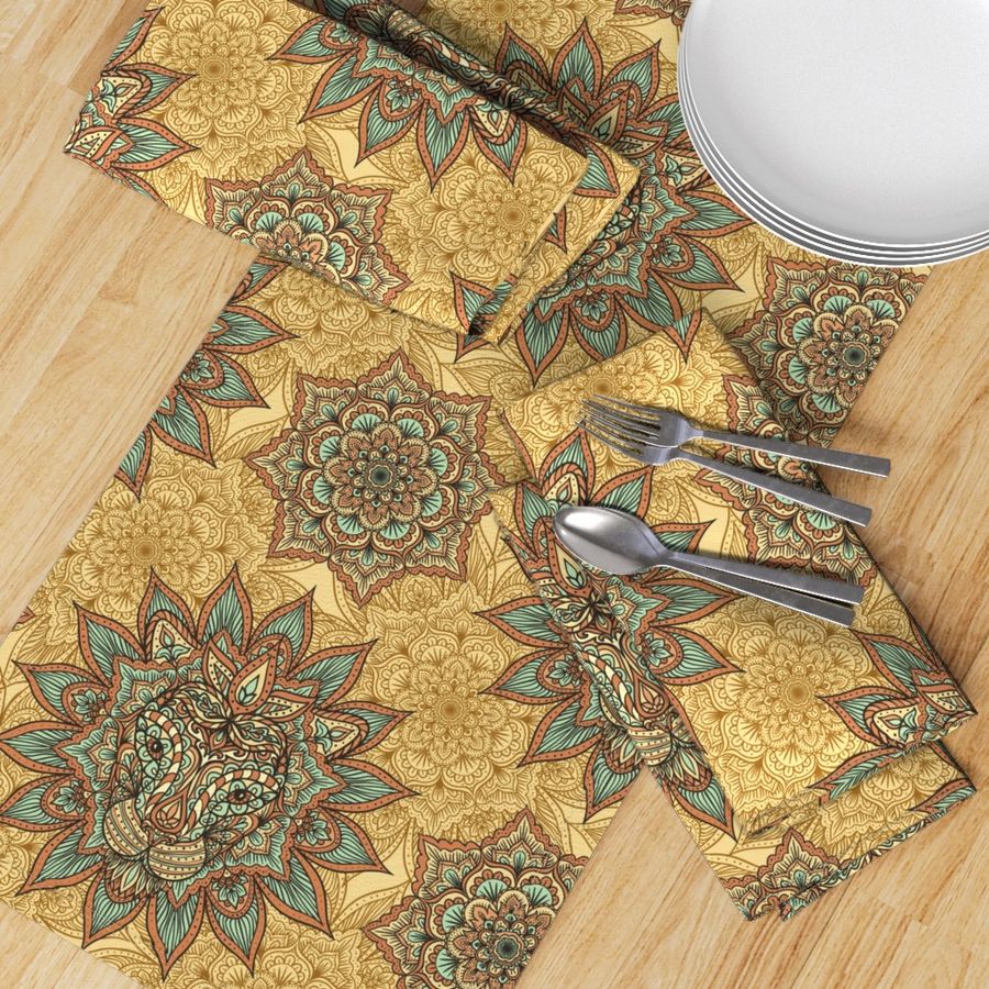 HOME_GOOD_TABLE_RUNNER