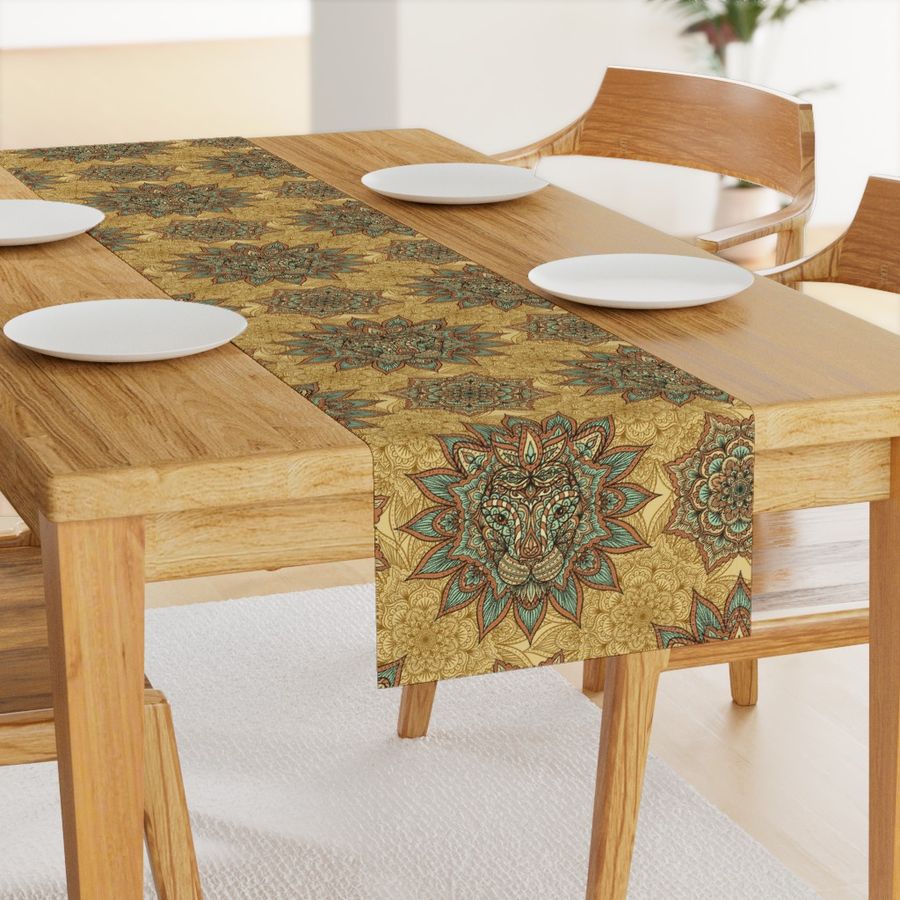 HOME_GOOD_TABLE_RUNNER