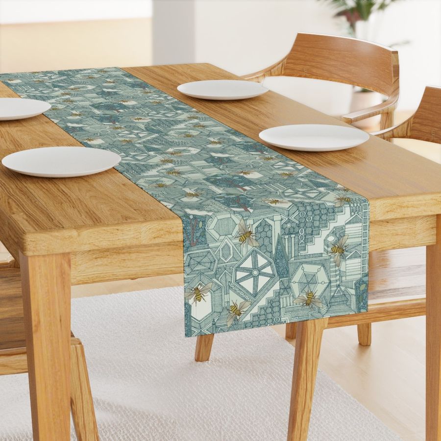 HOME_GOOD_TABLE_RUNNER