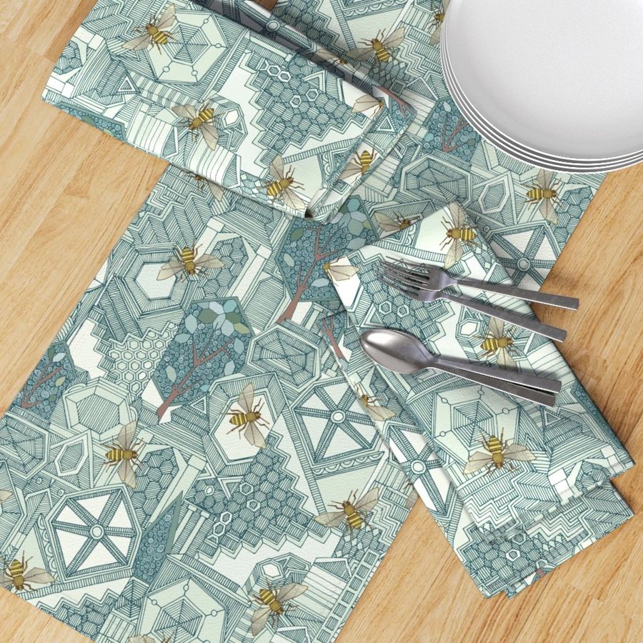 HOME_GOOD_TABLE_RUNNER