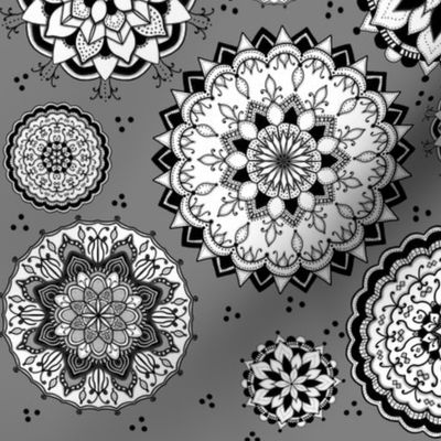 Mandala Monochrome