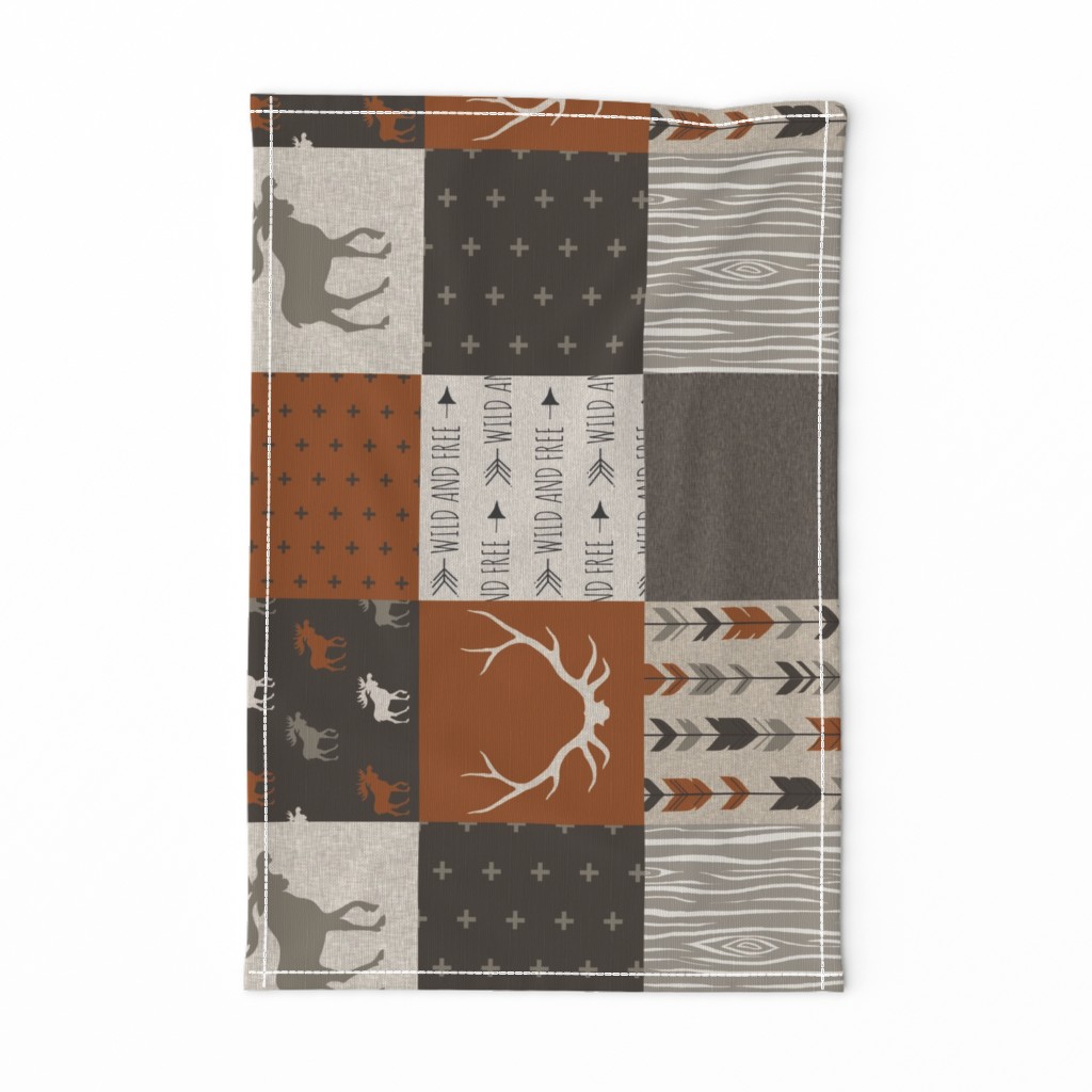 Rotated - Redstone Canyon Moose Wholecloth Quilt - Rust red,  Brown, Tan, Linen - Woodland Pat