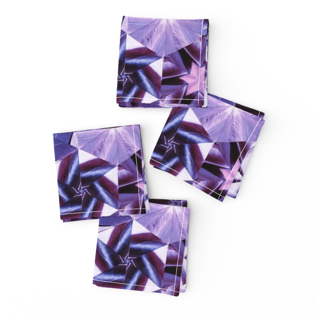 Feather hexagonal purple quilt