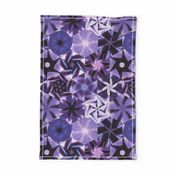 Feather hexagonal purple quilt