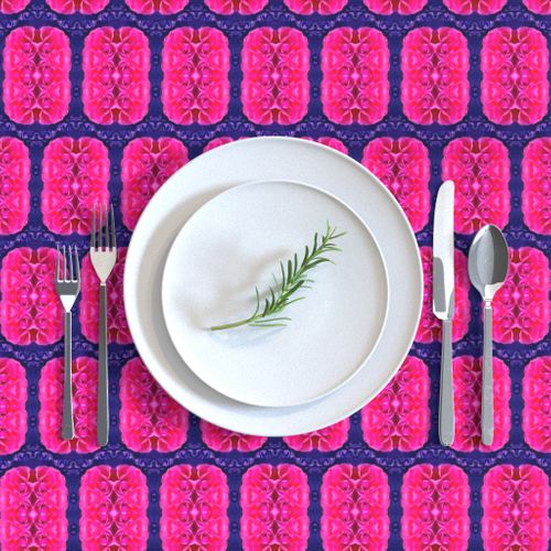 HOME_GOOD_RECTANGULAR_TABLE_CLOTH