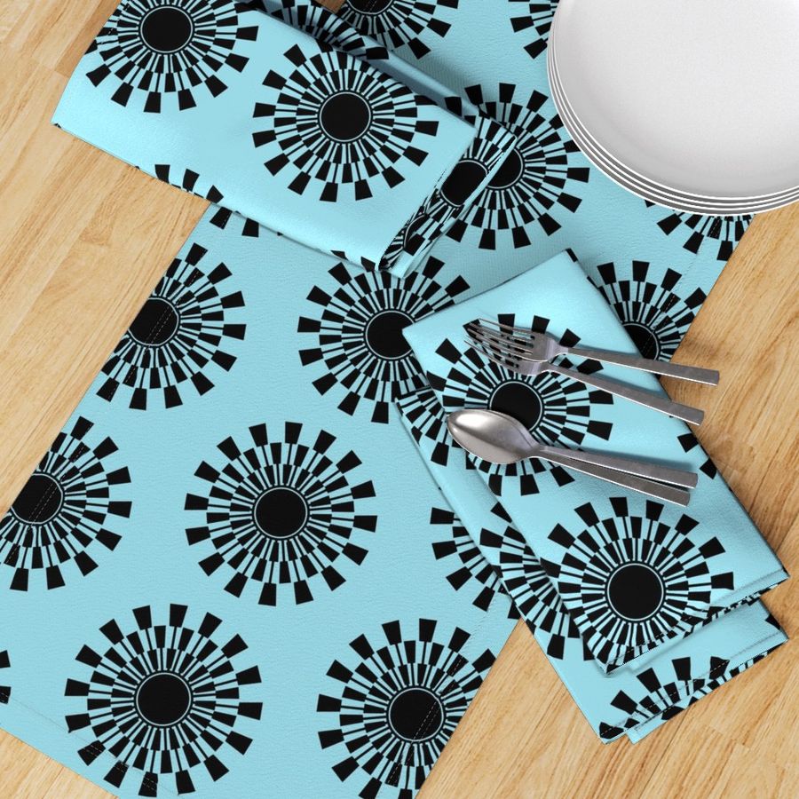 HOME_GOOD_TABLE_RUNNER