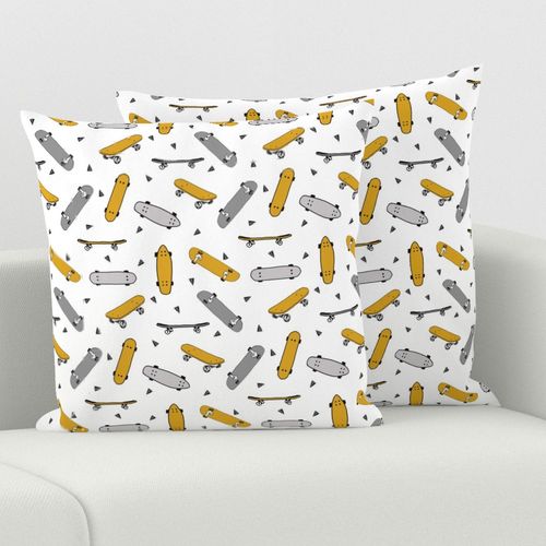 HOME_GOOD_SQUARE_THROW_PILLOW