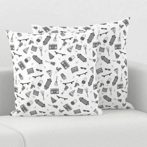 HOME_GOOD_SQUARE_THROW_PILLOW