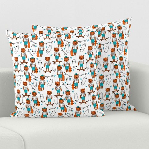 HOME_GOOD_SQUARE_THROW_PILLOW