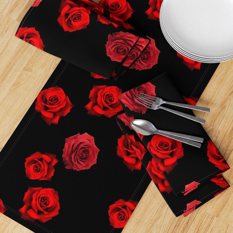 HOME_GOOD_TABLE_RUNNER