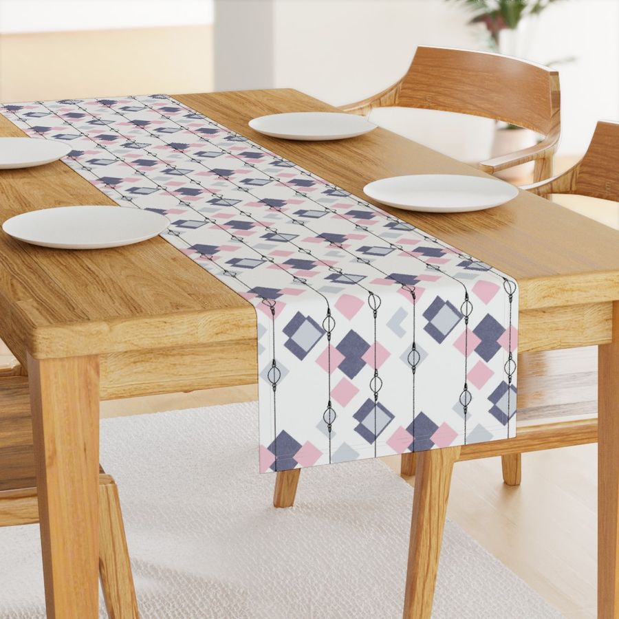 HOME_GOOD_TABLE_RUNNER