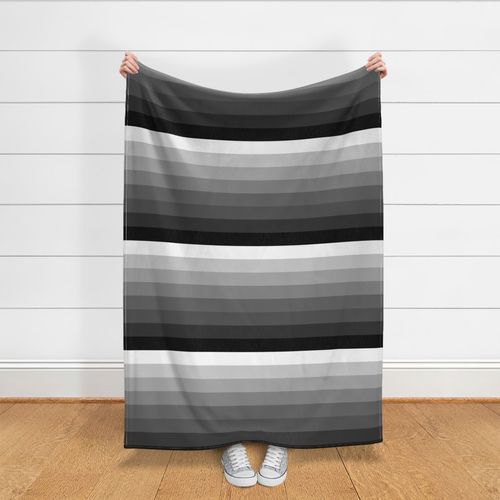 HOME_GOOD_THROW_BLANKET