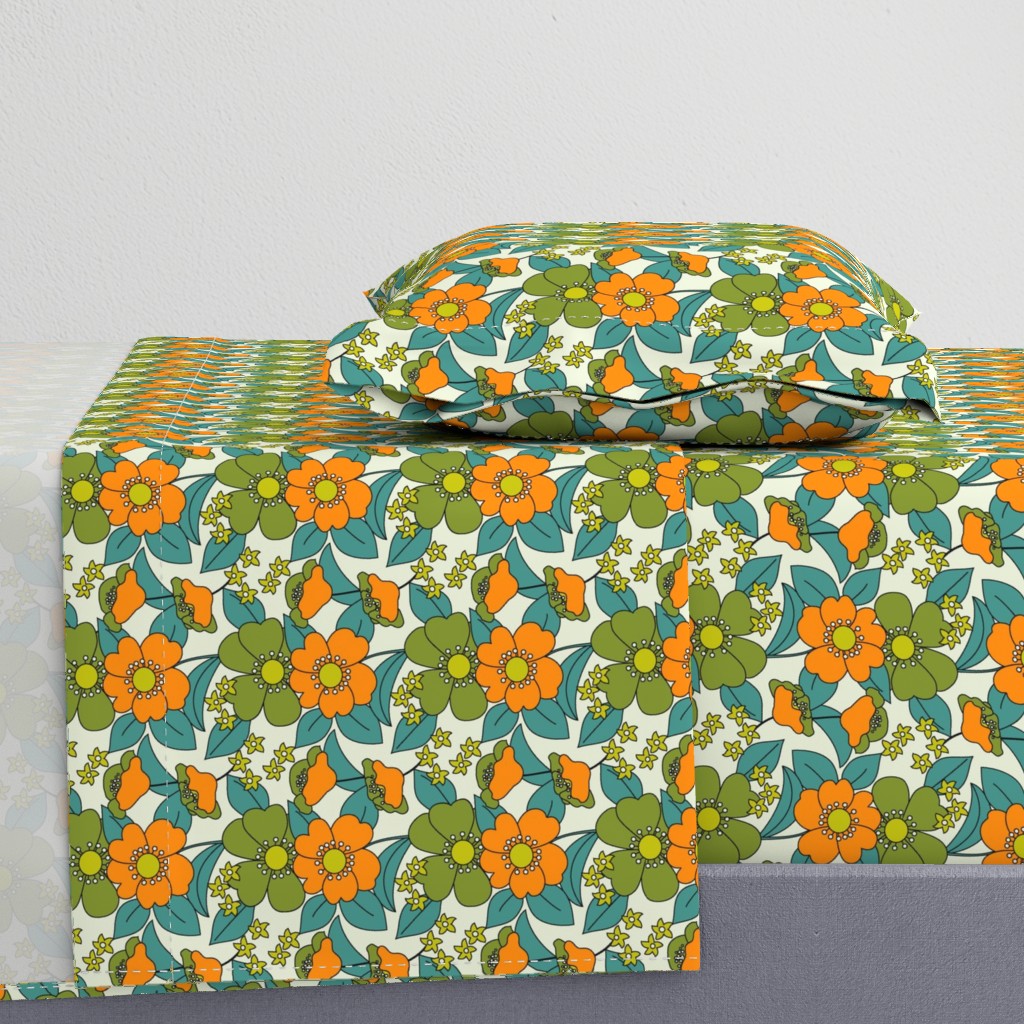 70s Floral orange Reduced