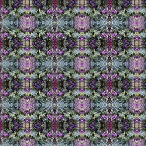 DSCN1740_Blue___Purple_Abstract_Floral_Pattern