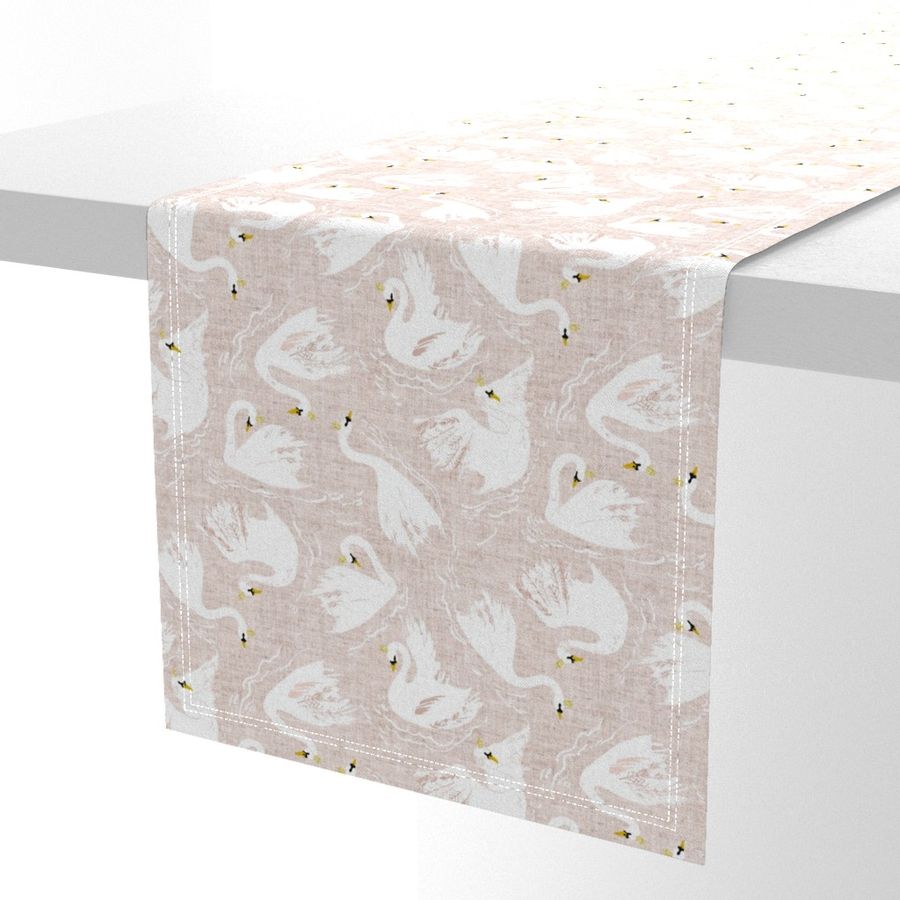 HOME_GOOD_TABLE_RUNNER