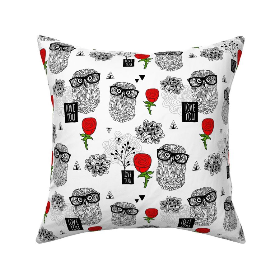 HOME_GOOD_SQUARE_THROW_PILLOW