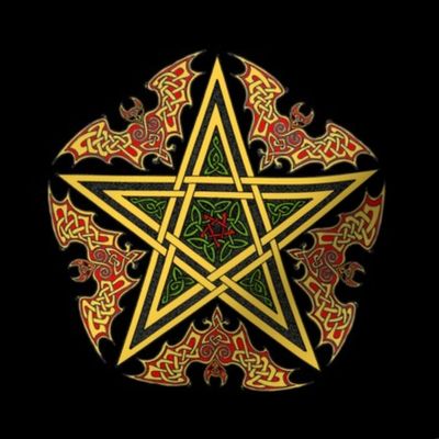 Celtic Bat Star on Black