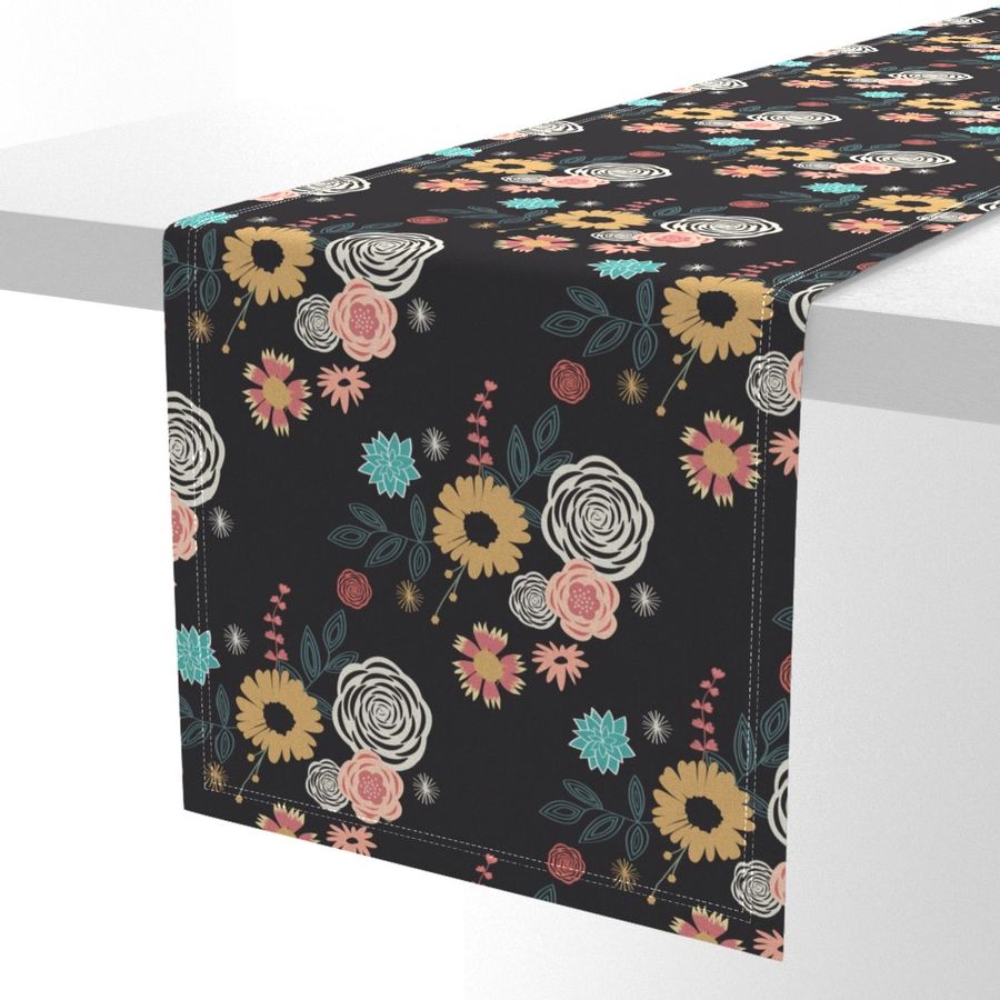 HOME_GOOD_TABLE_RUNNER