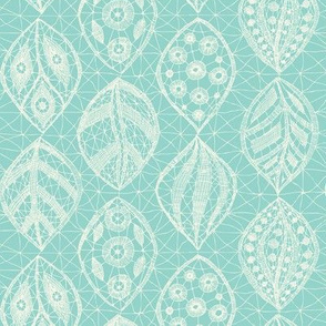 Lace Leaves - Ivory, CATurq