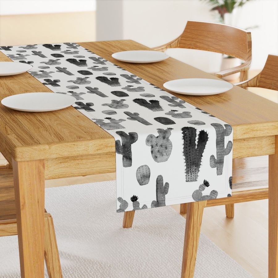 HOME_GOOD_TABLE_RUNNER