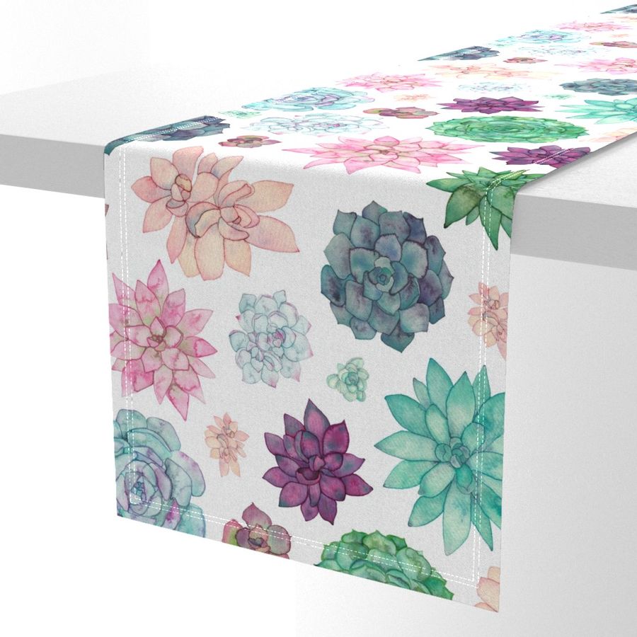 HOME_GOOD_TABLE_RUNNER