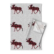 9" quilt block - Moose - buffalo plaid 