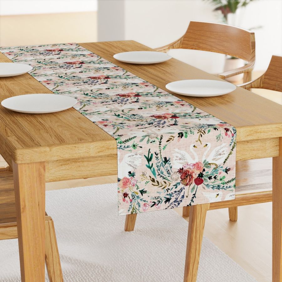 HOME_GOOD_TABLE_RUNNER