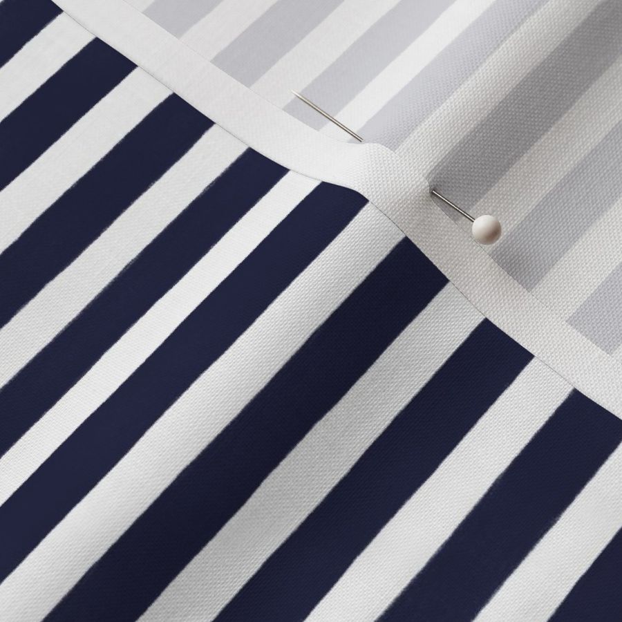 Stripes navy and white 