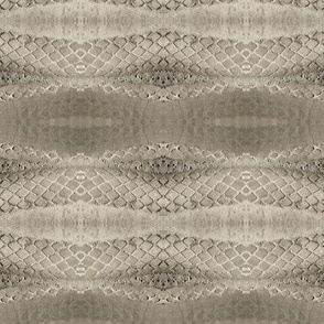 Horizontal Snakeskin (Umber)