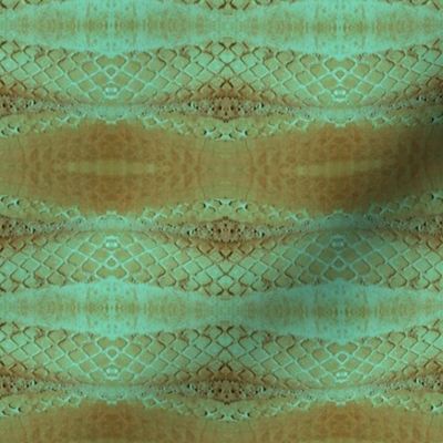 Horizontal Snakeskin (Green & Umber)