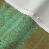 Horizontal Snakeskin (Green & Umber)