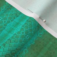 Horizontal Snakeskin (Blueish Green)