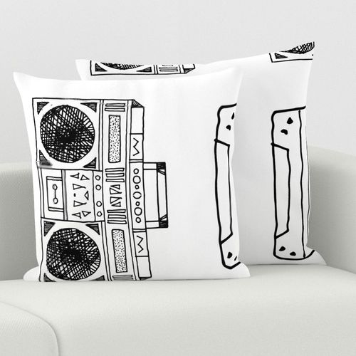 HOME_GOOD_SQUARE_THROW_PILLOW