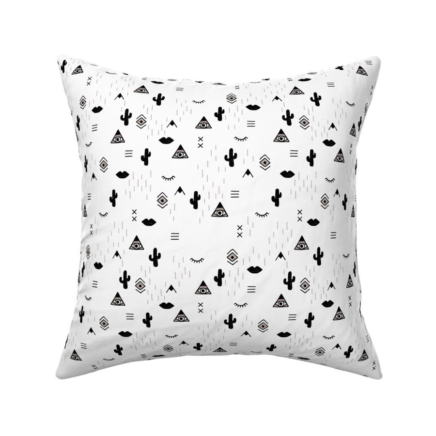 HOME_GOOD_SQUARE_THROW_PILLOW