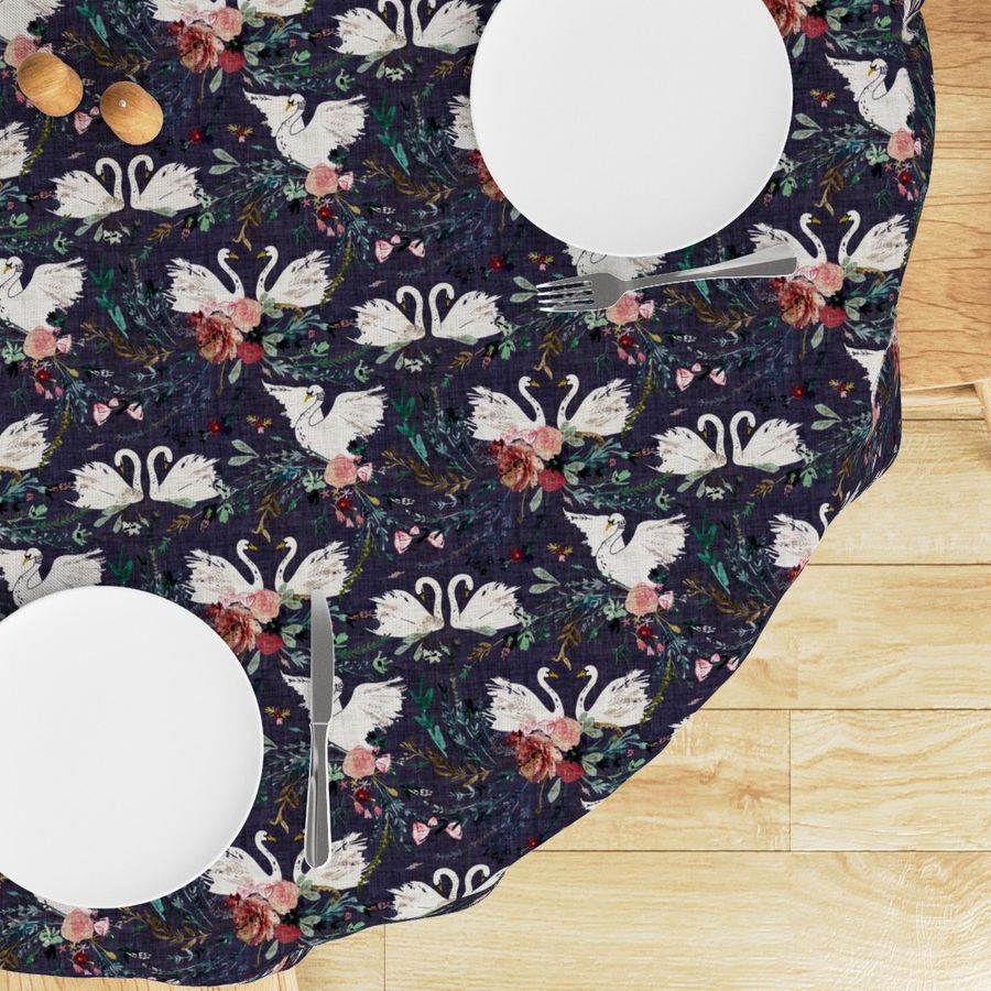 HOME_GOOD_ROUND_TABLE_CLOTH