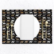 Small Trotting Whippet border - black