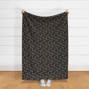 Small Trotting Whippet border - black