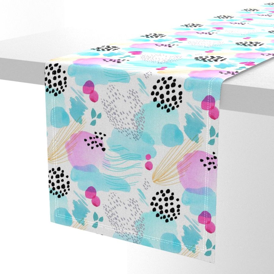 HOME_GOOD_TABLE_RUNNER