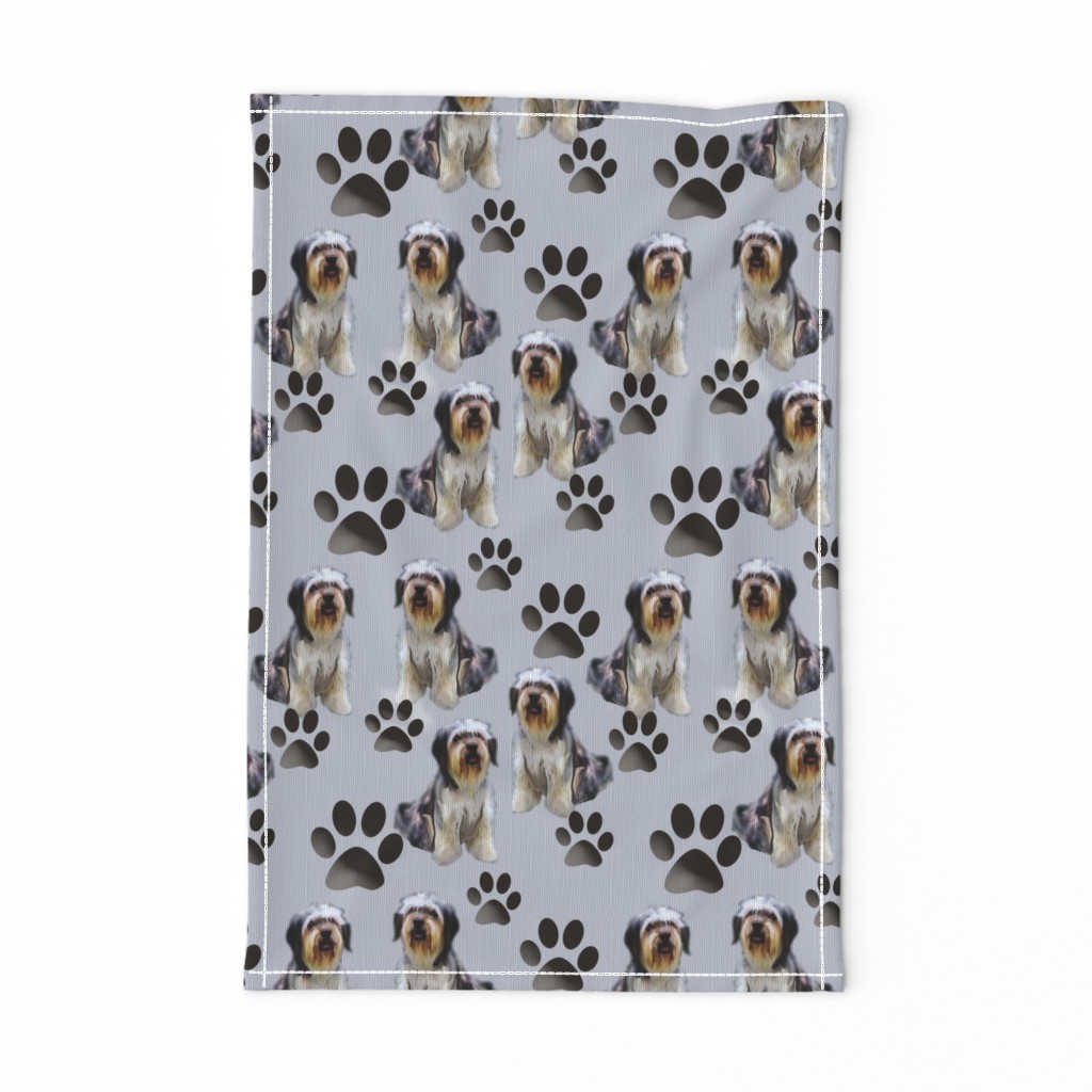 Seamless Pattern Bearded Collie