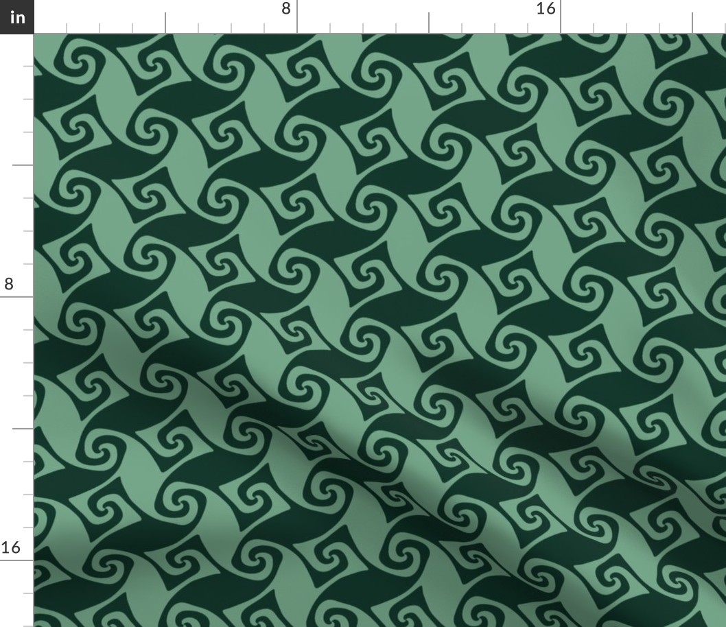 spiral trellis in dark and light green