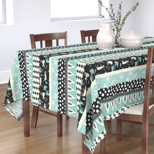 HOME_GOOD_RECTANGULAR_TABLE_CLOTH