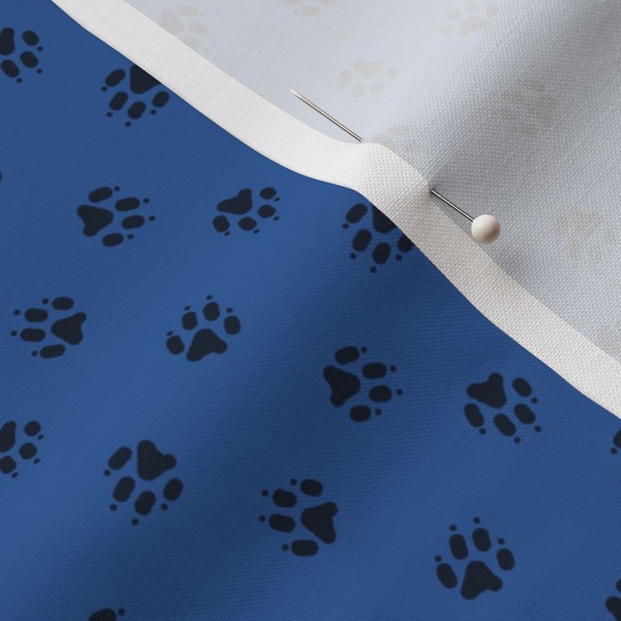 Trotting paw prints coordinate - dark blue